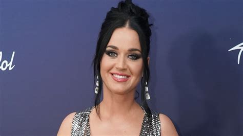 Katy Perry Highlights Hourglass Figure In Plunging Top And Leather Skirt Hello