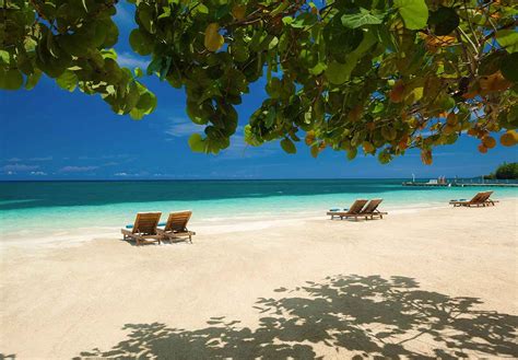 beaches ocho rios spa golf and waterpark resort ocho rios jamaica all inclusive deals shop now