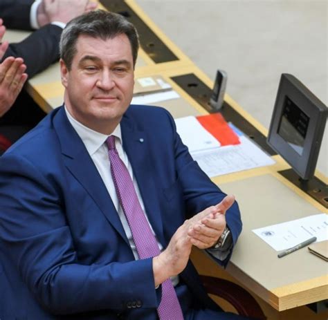 Verkaufe dieses neue kostüm in gr 128 der preis ist pro kostüm versand bei kostenübernahme möglich. CSU: Söder verteidigt umstrittene Anbringung von Kreuzen ...