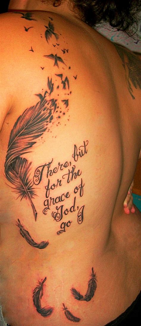 25 Adorable Feather Tattoos Slodive