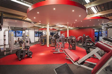 Innovative Spacial Layouts Are Crucial Gym Interiordesign At