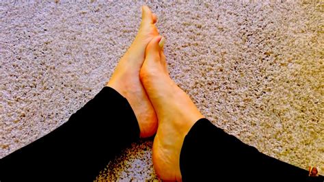 Asmr Bare Feet Rubbing On Carpet Youtube
