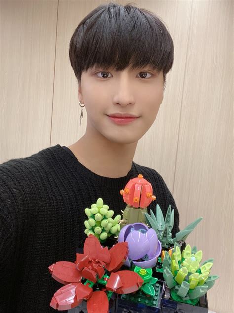 ATEEZ Updates On Twitter TRANS SEONGHWA A Pretty Cactus That Resembles TINY ATEEZ