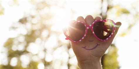 9 Simple Things You Can Do To Be A Happier Healthier Person Huffpost