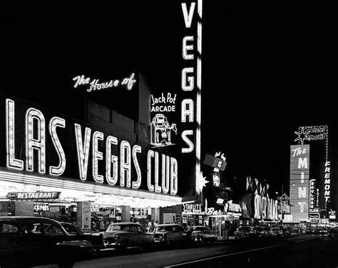 Pin On Vegas Then Now