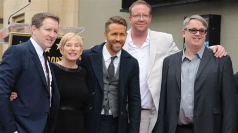 How Many Siblings Does Ryan Reynolds Have Actor Reveals Brothers Saved Him From Dad After He