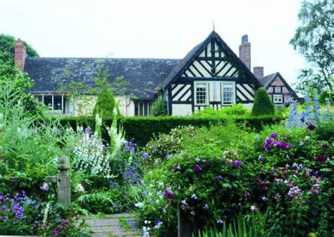 Воллертон олд холл (wollerton old hall). Wollerton Old Hall Garden bezoeken? » Garden Tours