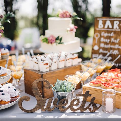 10 Dessert Table Ideas To Make Your Wedding Reception