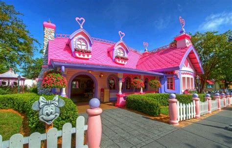 Minnie Mouse House Minnie Mouse House Disney Home Pink Houses