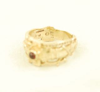 Was a scholar and minister who led the civil rights movement. James Avery 14k Martin Luther Ring w Garnet Size 6