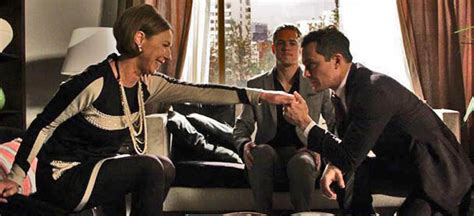 Paulina urrutia estuvo invitada en el matinal de mega mucho gusto , en donde abordaron el tema del alzheimer en chile, luego que la administración de medicamentos y alimentos (fda, por sus siglas en inglés) en estados unidos aprobara tras casi 20 años, el uso de un nuevo medicamento para la. teleseries chilenas: agosto 2013