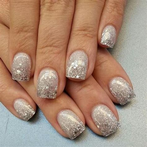 Kinda elegant. Would go with everything. | Nail art ... I am a licensed nail tech located in the dfw area (grand prairie) in texas.