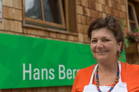 +43 7243 / 57 4 52 Hans Berger Haus (936m)