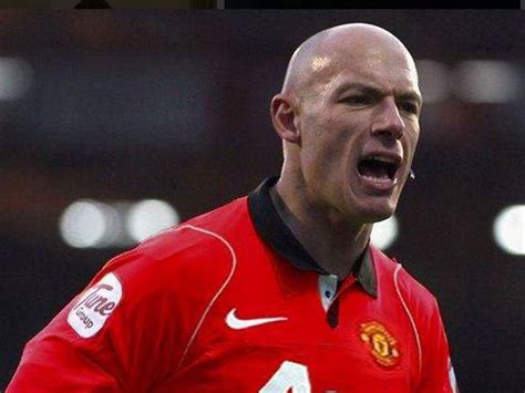Howard Webb Retires Best Twitter Tributes To The Much Maligned