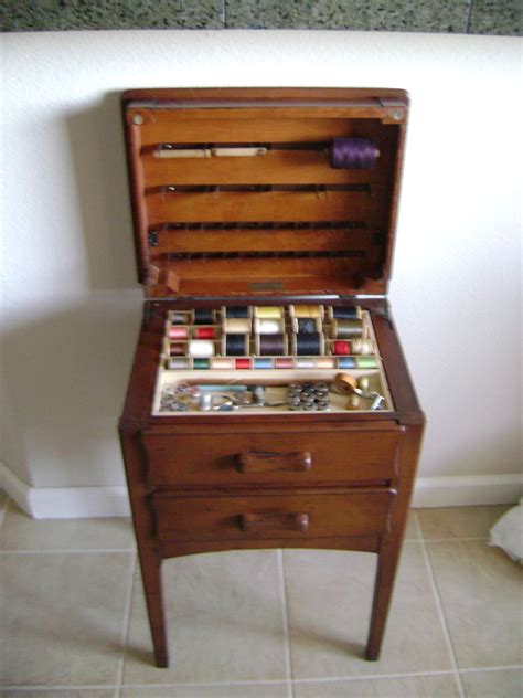 39 Ideas For Old Sewing Machine Cabinets Dorothyanneeoin