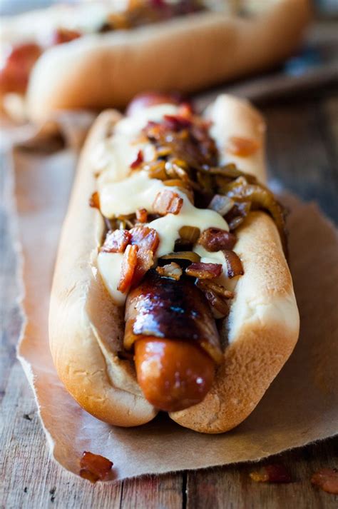 Bestellen sie jetzt online ihre beste amerikanische küche frisch zubereitet mit ausgewählten zutaten und co. HotDoG mal anders.. | Amerikanisches essen, Hot dog rezept ...
