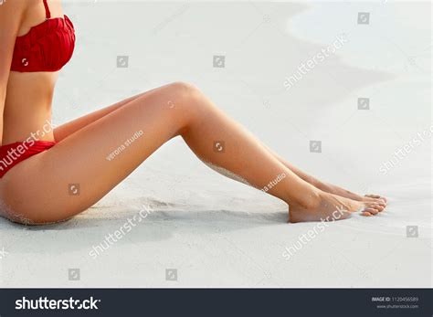 Sexy Suntan Bikin Woman Legs Relaxing Stock Photo Shutterstock