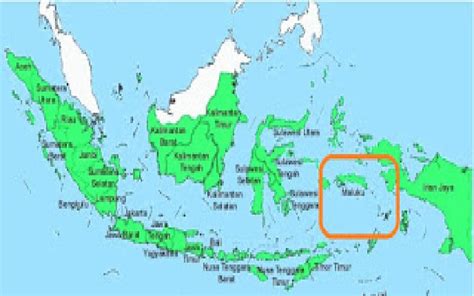 Dihuni oleh lebih dari 1,7 juta jiwa dengan kepadatan penduduk mencapai 8,33 jiwa/km2. JALAN KE TUAL