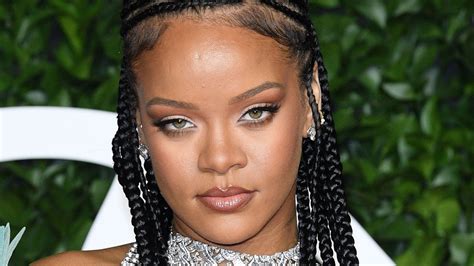 Rihanna Just Dropped A “no Makeup” Makeup Tutorial Teen Vogue