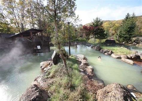 Niseko Hokkaido 3 Best Hot Springs In Niseko Offering Beautiful Mountain Views Live Japan