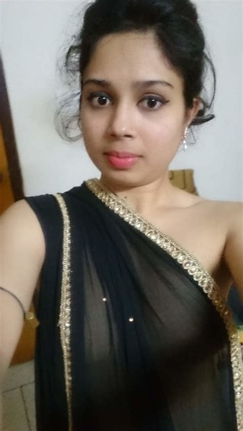 Desi Indian Mom Sending Pics To Her Step Son Sexy Indian Photos Fap