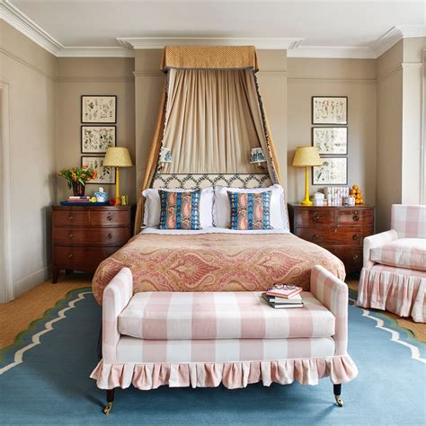 Decorating A Townhouse With Frills And Patterns Journal Salvesen Graham