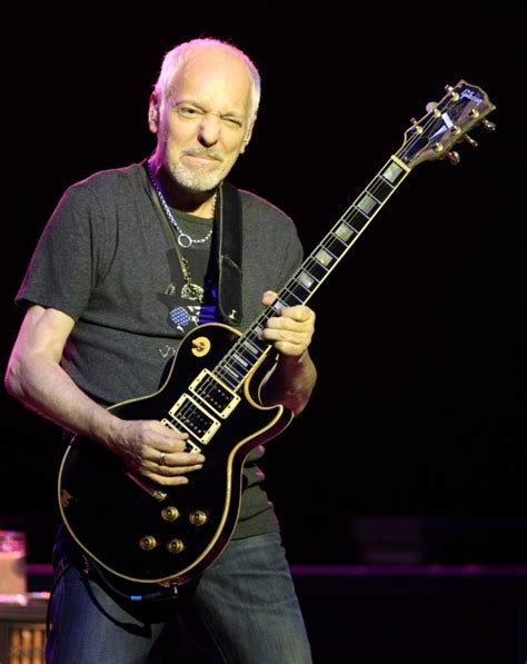 Oct 16, 2020 · peter frampton at the age of eight in 1958. Man suspected of stealing luggage from Peter Frampton ...