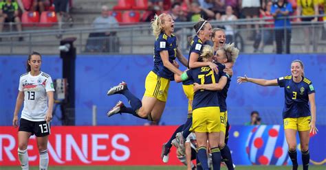 women s world cup sweden stun germany with 2 1 win to set up semi final against netherlands