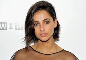 Naomi Scott Height Weight Age Bio Body Measurements And Features Celebfeatures