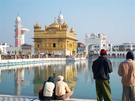 The Sikh Religion At The Golden Temple Amritsar Punjab Talesalongtheway