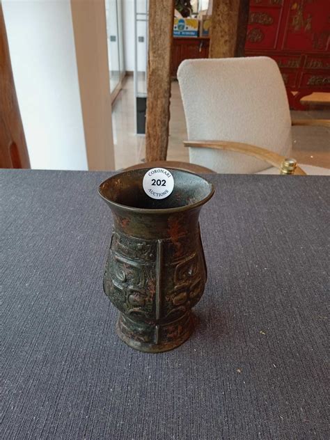 A Chinese Bronze Vase Yuanming Coronari Auctions