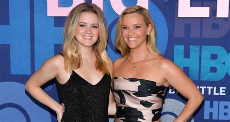Reese Witherspoons Mini Me Daughter Ava Phillippe Joins Her For Nyc Press Days Ava Phillippe