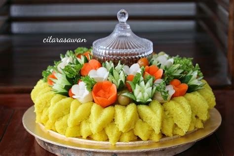 Atau, anda juga bisa memanfaatkan berbagai peralatan memasak dan bahan baku utamanya. Tempahan Pulut Kuning Setingkat Bunga Matahari - Puan ...