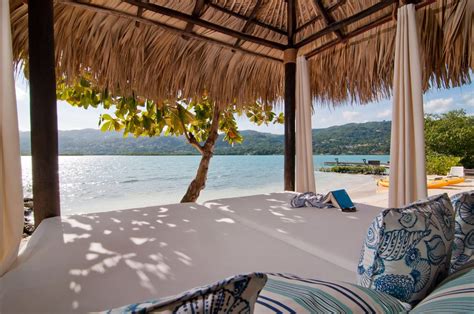 Book A Beach Villa In Montego Bay 4 Br Today Top Jamaica Villa Rental Jamaican Treasures