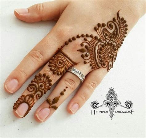 Pin By Fatma Shifa On Mehendi Mehndi Designs For Fingers Henna