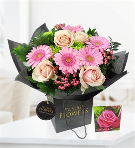 If you're looking for the best flower online flowers delivery by post, great quality flowers and speedy & reliable service, then you can't go wrong with bunches.co.uk. Lomond » Luxury Flowers £34.99 | FREE Chocolates ...