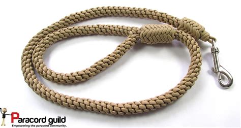 Before we dive into advanced paracord projects, let's lay down some basics. Crown knot paracord dog leash - Paracord guild