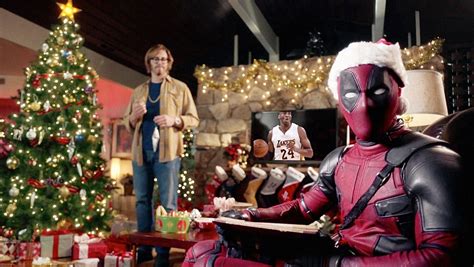Merry Christmas From Deadpool Ryan Reynolds Ts Fans A New Trailer