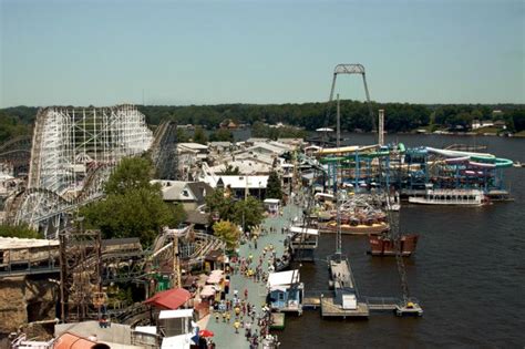 These 7 Water Parks In Indiana Are Pure Bliss For Anyone Who Goes There