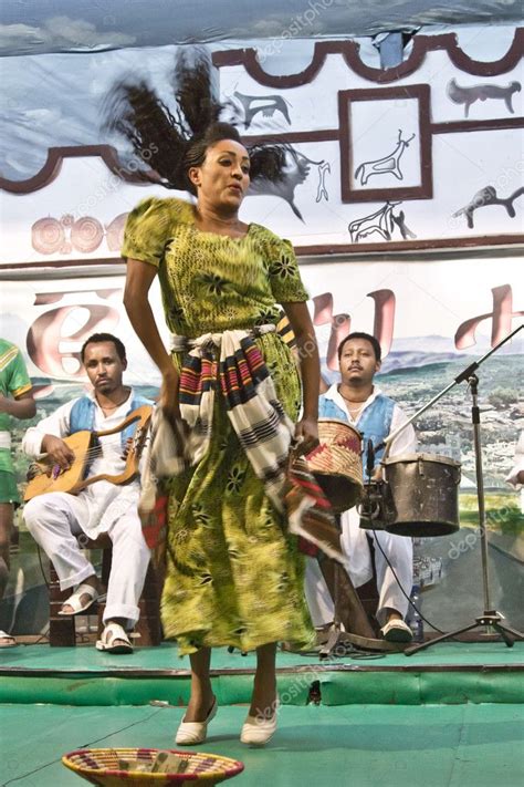 Ethiopian Cultural Dance Stock Editorial Photo © Derejeb 11982296