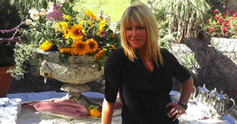 Suzanne Somers Poses Nude On Her 73rd Birthday