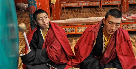 Tibetan Religion About Tibet I Tibet Travel And Tours