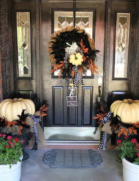 51 Spooky Diy Halloween Front Porch Decorating Ideas This Fall Porche