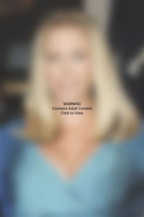 kendra wilkinson pregnant photo the hollywood gossip