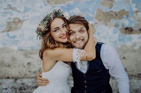 7 Little Things People Wish They Knew Before Getting Married According