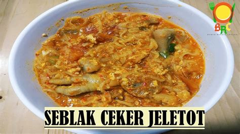 Sekilas seblak basah terlihat seperti krupuk yang sudah terkena rendaman air dan memiliki penampilan kurang menarik. Cara Membuat Seblak Ceker Jeletot Yang Enak Banget - YouTube