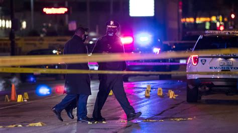 At Least 4 Dead In Shooting Spree In Chicago And Evanston The New