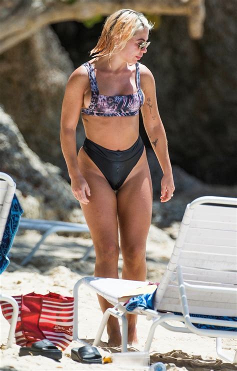 Jessica Woodley In Bikini On The Beach In Barbados Celebmafia