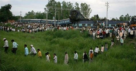 Scores Are Killed As Train In India Derails The New York Times