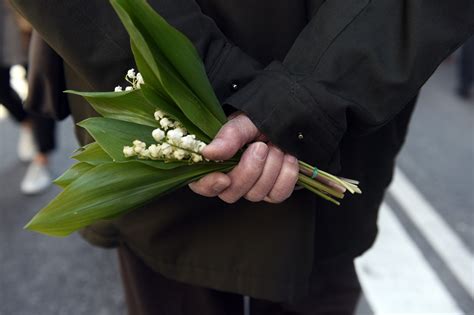 1er Mai Pourquoi Offre T On Du Muguet